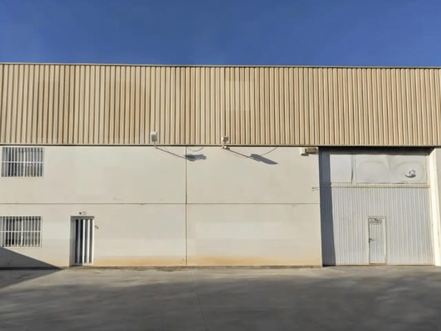 Nave Industrial G-11